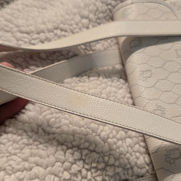 Christian Dior Vintage White Honeycomb Hand bag - Picture 16 of 17